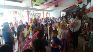 02 foto Unamos - actividad ninos 2 02 foto Unamos - actividad ninos 2